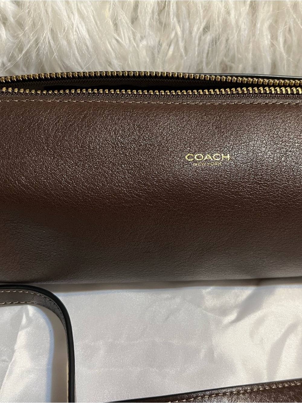 Coach Brown Leather Barrel Pouch with Gold Stamp - Picture 2 of 4